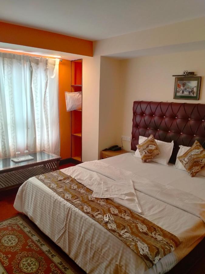 Hotel Royal sarava à Darjeeling  Extérieur photo