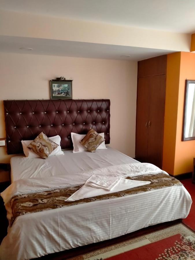 Hotel Royal sarava à Darjeeling  Extérieur photo